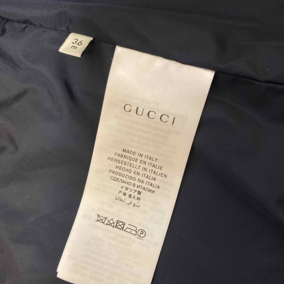 Gucci(グッチ)のgucci グッチ kidsリボン付きキルティングコート size36M 紺 キッズ/ベビー/マタニティのキッズ服女の子用(90cm~)(ジャケット/上着)の商品写真