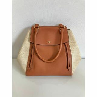 トリーバーチ(Tory Burch)のtory burch トリーバーチ　ハーフ　ムーンバッグ　2way  ショルダー(トートバッグ)