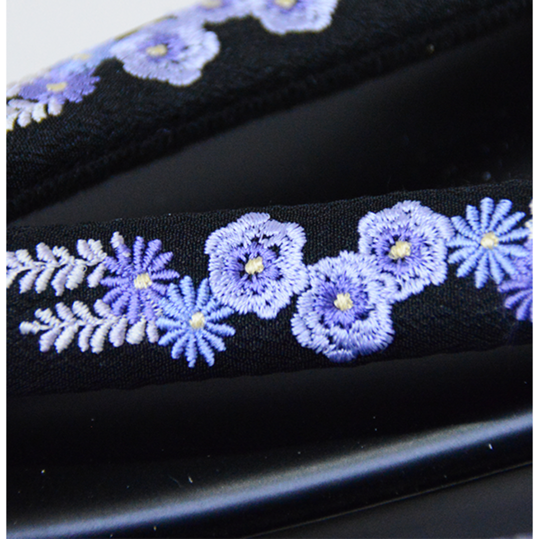 草履 ウレタンソール 単品 刺繍入り鼻緒 24.0cm 黒色 紫 NO39911 レディースの靴/シューズ(下駄/草履)の商品写真