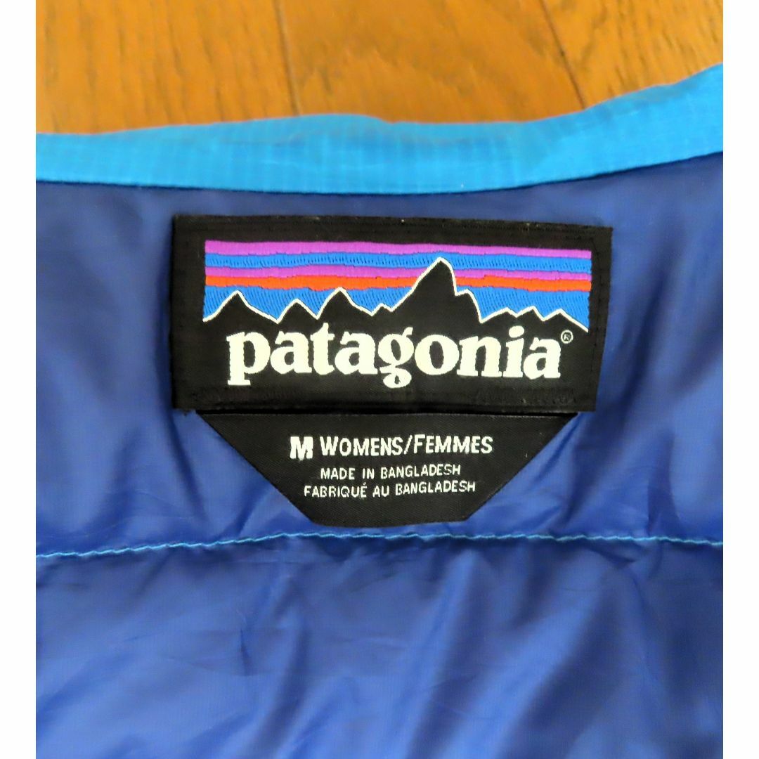 patagonia(パタゴニア)のpatagonia パタゴニア ダウンジャケット サイズ M レディース ブルー レディースのジャケット/アウター(ダウンジャケット)の商品写真