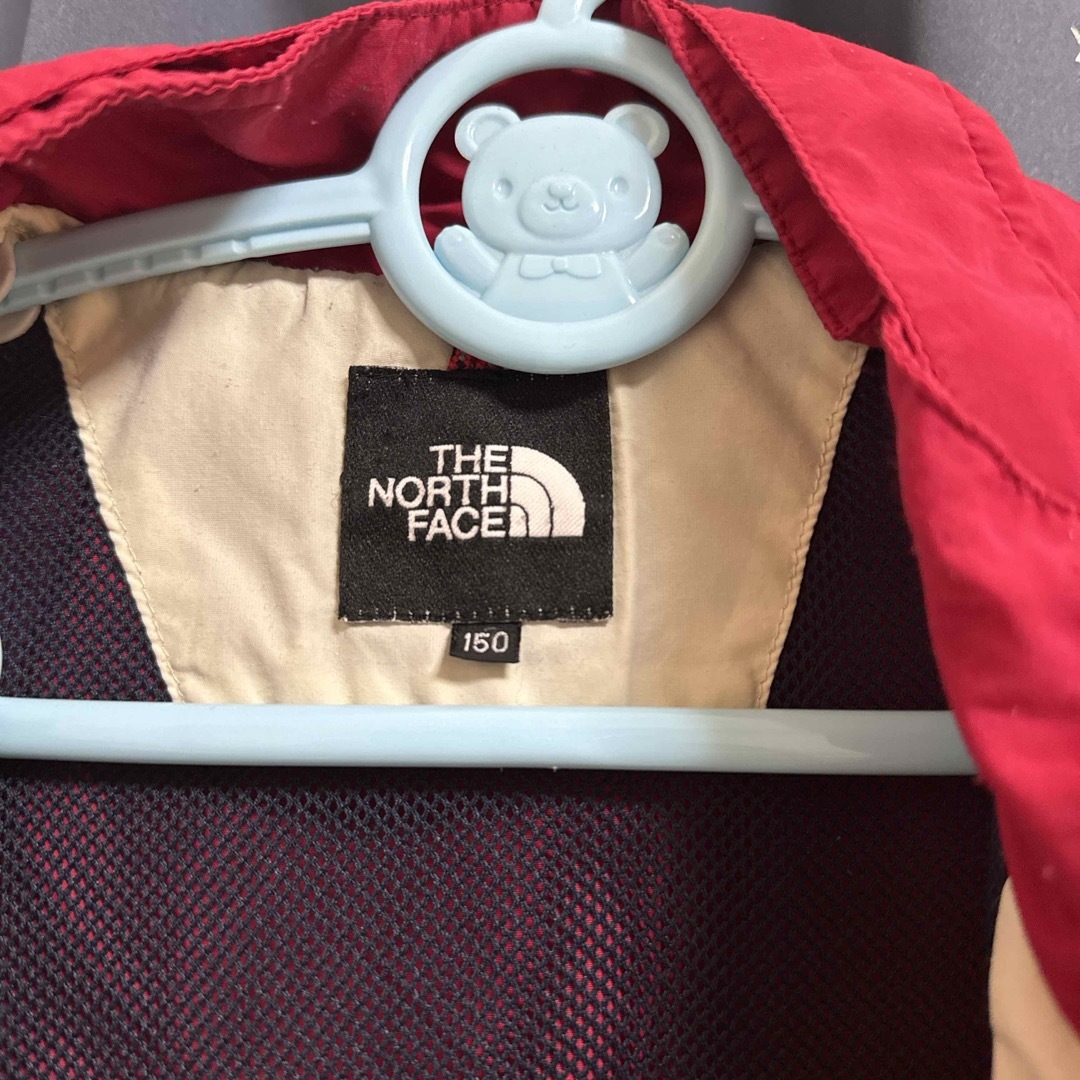 THE NORTH FACE(ザノースフェイス)のTHE NORTH FACE★マウンテンパーカー★150★トルコカラー キッズ/ベビー/マタニティのキッズ服女の子用(90cm~)(ジャケット/上着)の商品写真