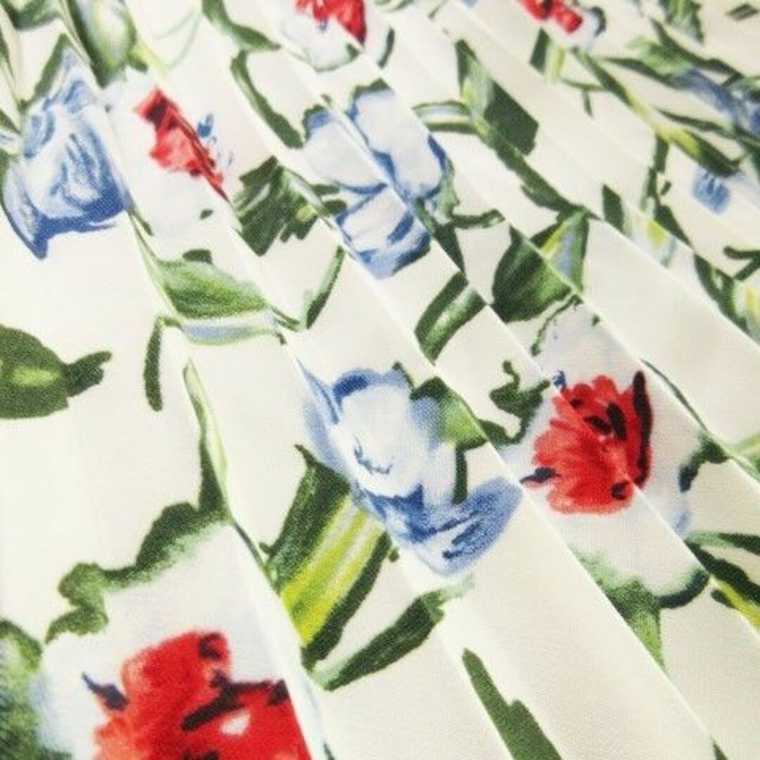 OFUON(オフオン)のオフオン プリーツスカート フレア ミモレ 花柄 40 白 220530AH3A レディースのスカート(ロングスカート)の商品写真