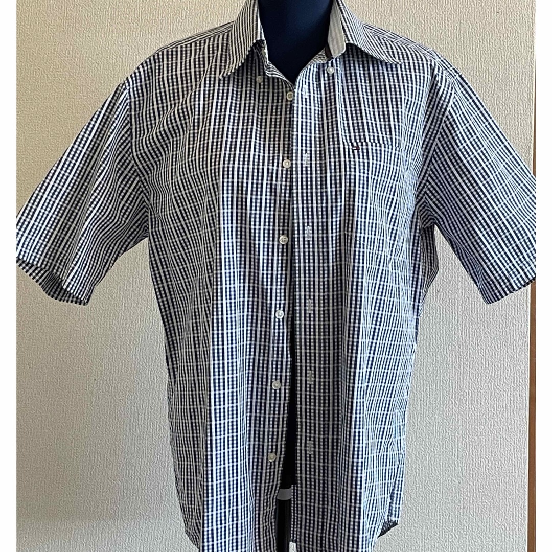 TOMMY HILFIGER(トミーヒルフィガー)のトミーフィルガー　紳士半袖ワイシャツ メンズのトップス(シャツ)の商品写真