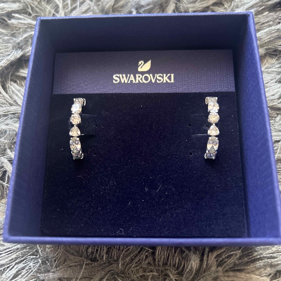 SWAROVSKI(スワロフスキー)のスワロフスキー　ピアス※値下げしました ハンドメイドのアクセサリー(ピアス)の商品写真