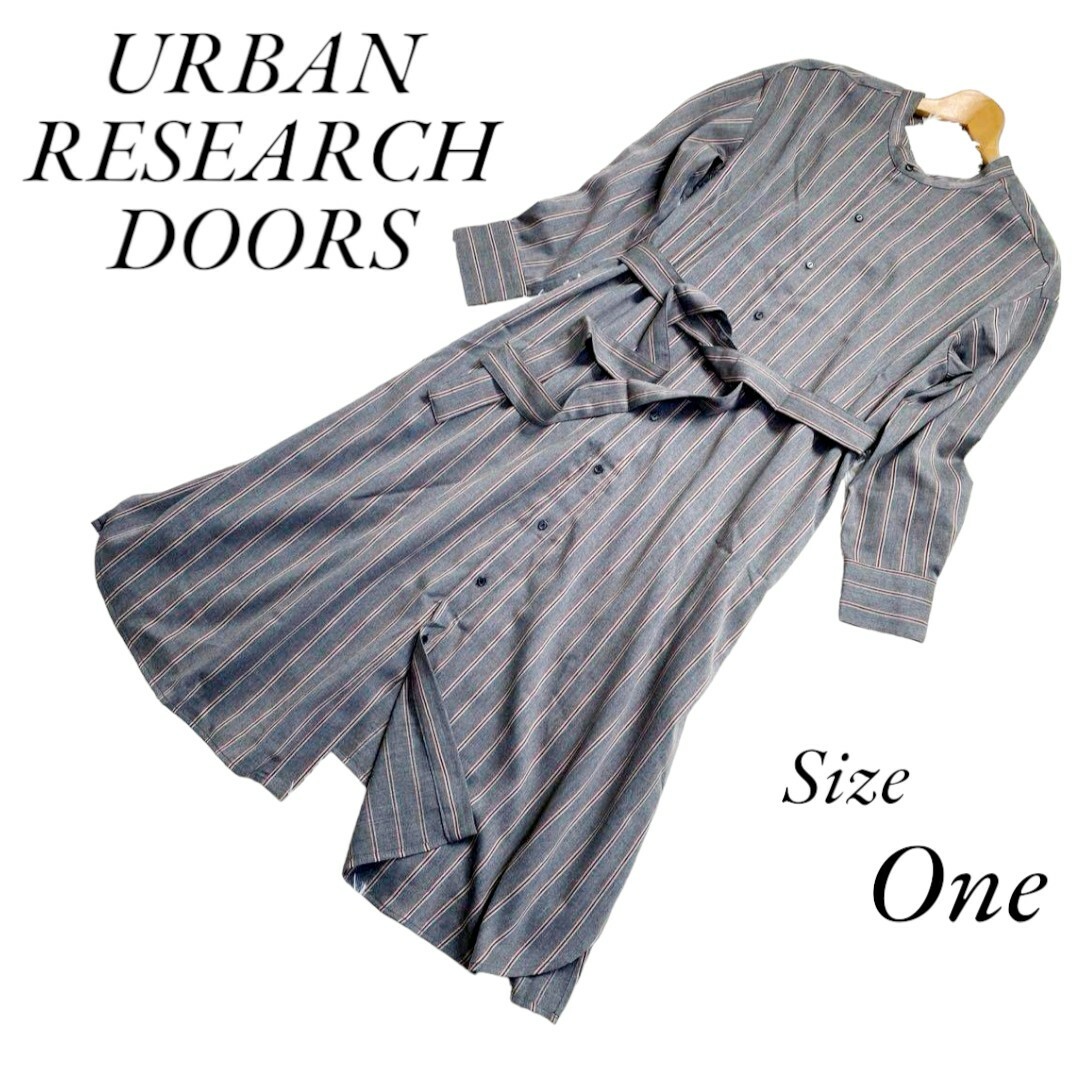 URBAN RESEARCH DOORS(アーバンリサーチドアーズ)の新品　URBAN RESEARCH DOORS　長袖シャツワンピース　ストライプ レディースのワンピース(ロングワンピース/マキシワンピース)の商品写真