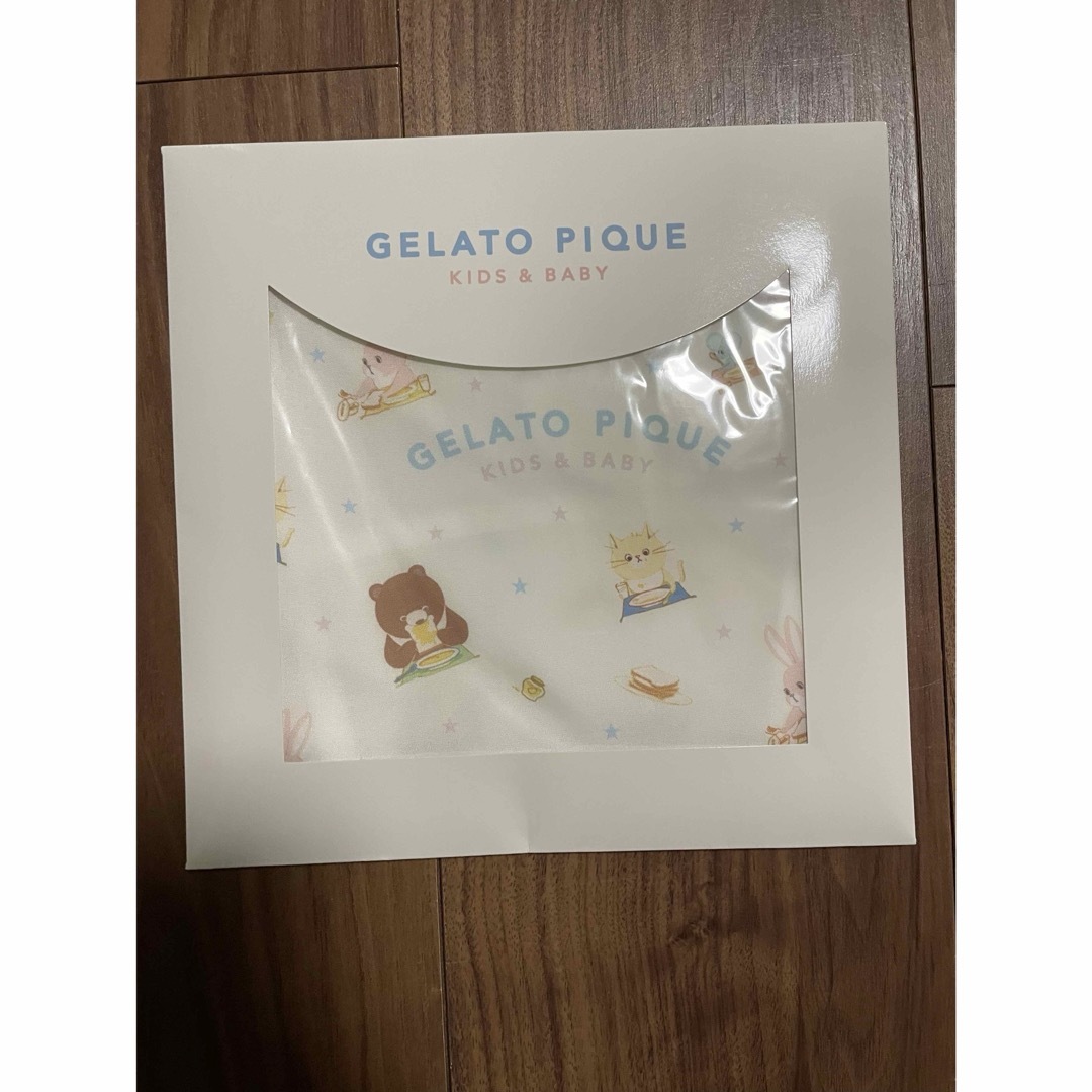 gelato pique(ジェラートピケ)の☆新品未使用☆ ジェラートピケ　お食事スタイ　２枚セット キッズ/ベビー/マタニティの授乳/お食事用品(お食事エプロン)の商品写真