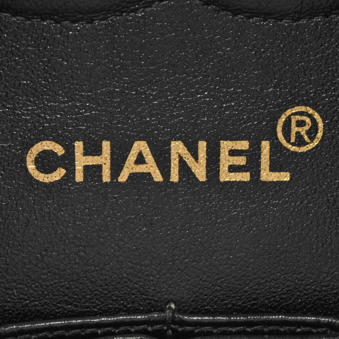 CHANEL(シャネル)のシャネル CHANEL マトラッセ25 ココマーク Wフラップ Wチェーン ショルダーバッグ 2WAY キャビアスキン A01112 ブラック ゴールド金具 5番(1998年製造)【中古】 レディースのバッグ(ハンドバッグ)の商品写真