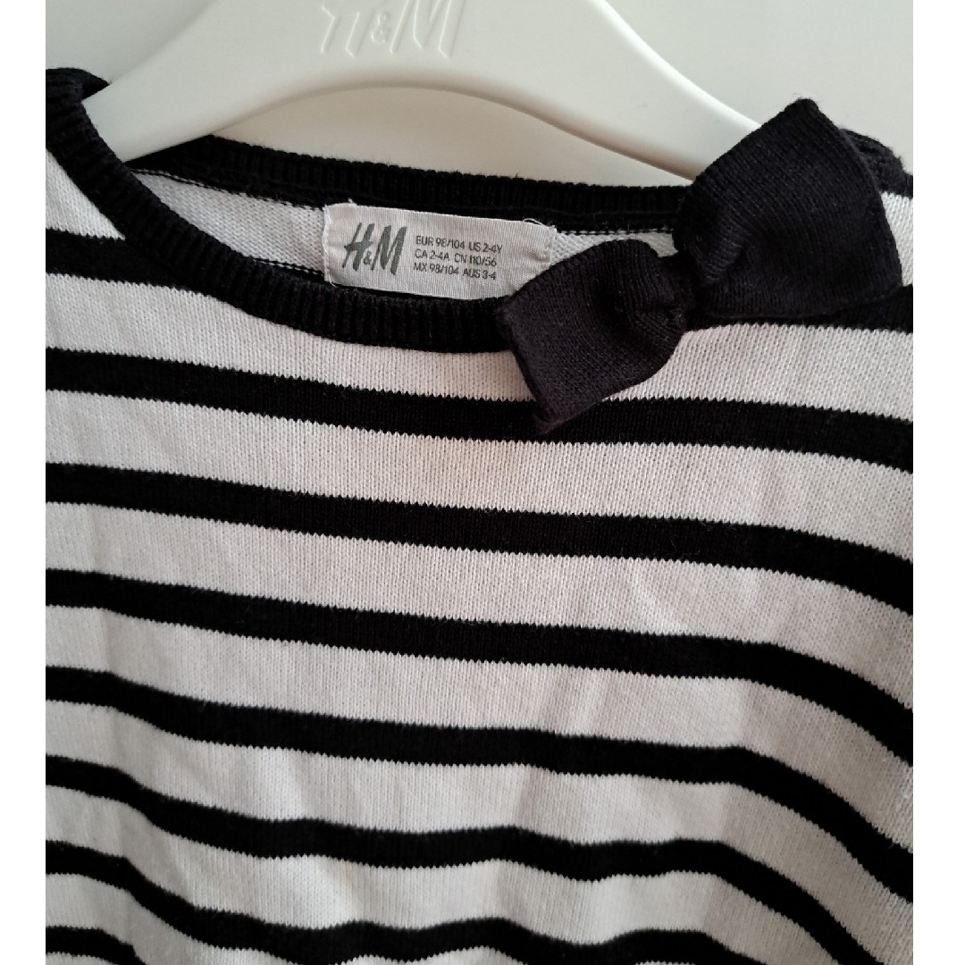 H&M(エイチアンドエム)のH&M ボーダートップス☆98㎝ キッズ/ベビー/マタニティのキッズ服女の子用(90cm~)(Tシャツ/カットソー)の商品写真