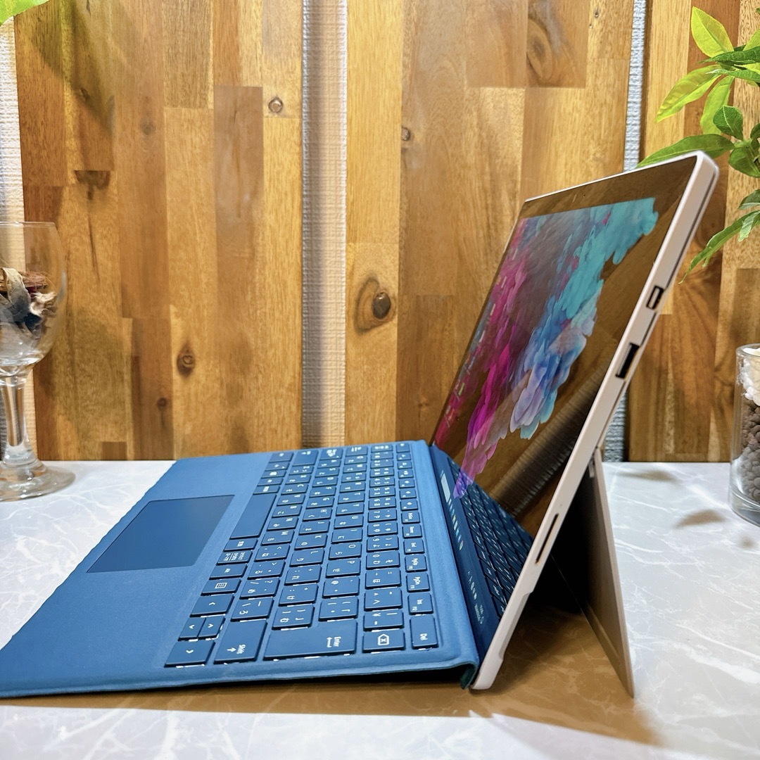 【美品】Surface Pro 5☘m3第7世代☘メモリ4GB☘SSD128GB