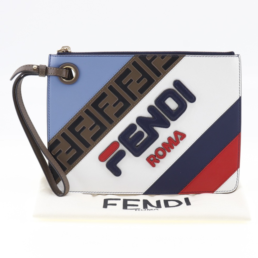 FENDI(フェンディ)の【FENDI】フェンディ フェンディマニア FILAコラボ 8BS020 レザー ユニセックス クラッチバッグ レディースのバッグ(クラッチバッグ)の商品写真