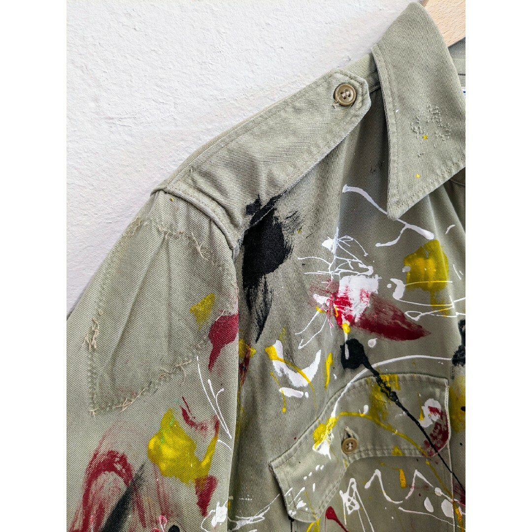 BEAMS(ビームス)のPool's SWETPRUF PAINTING MILITARY JACKET メンズのジャケット/アウター(ミリタリージャケット)の商品写真