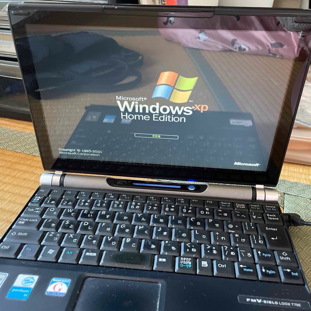 富士通(フジツウ)のWindowsXP パソコン　FMVーBIBLO   LOOX T70E スマホ/家電/カメラのPC/タブレット(ノートPC)の商品写真