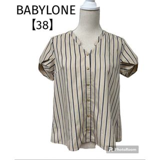 バビロン(BABYLONE)のバビロン ネジレボリューム袖ブラウス　Ｖネック　ストライプ　リネン混　38(シャツ/ブラウス(半袖/袖なし))