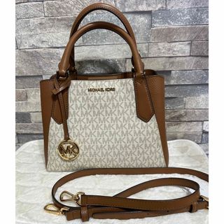 マイケルコース(Michael Kors)のマイケルコースハンドバック(ハンドバッグ)