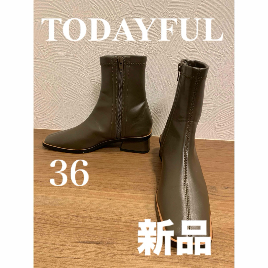 TODAYFUL(トゥデイフル)のTODAYFUL スクエアショートブーツ　新品　22.5  美品　大人かわいい レディースの靴/シューズ(ブーツ)の商品写真