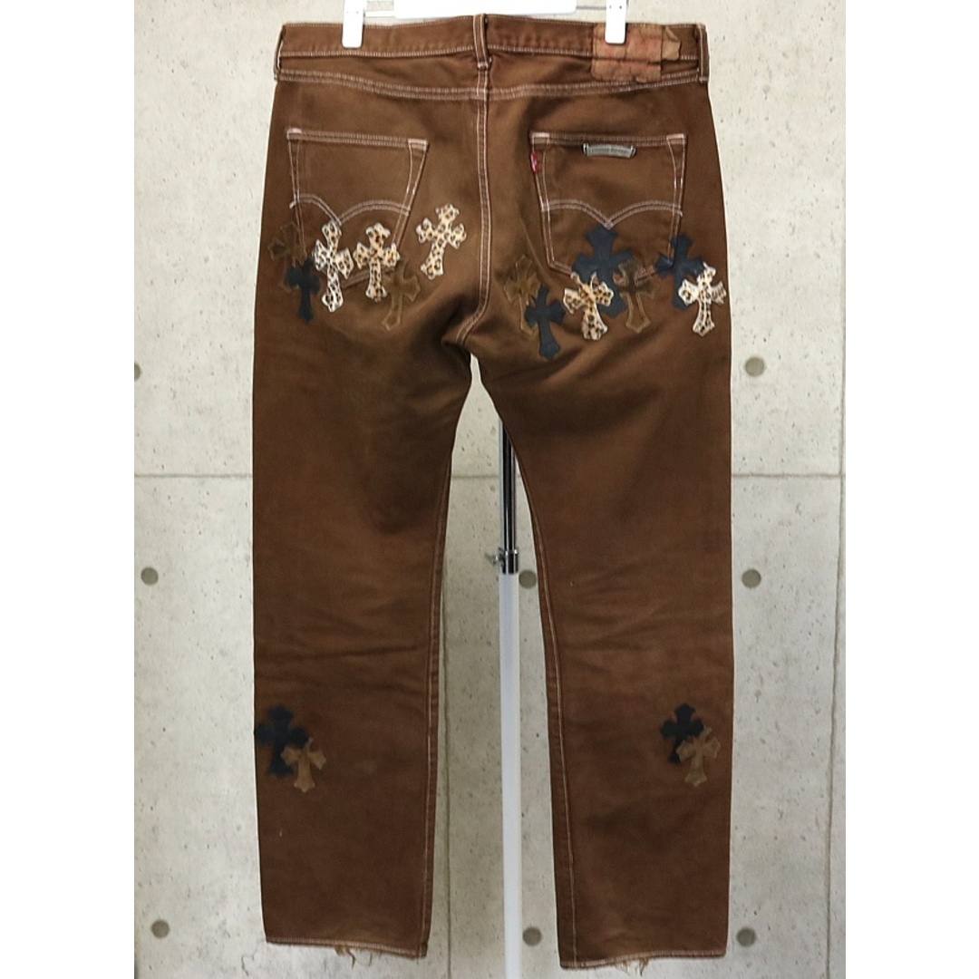 CHROME HEARTS 銀座店 クロムハーツ 新品 リーバイス 501 レオパードパッチ パンツ メンズ 36インチ ブラウン 94505 メンズのパンツ(その他)の商品写真