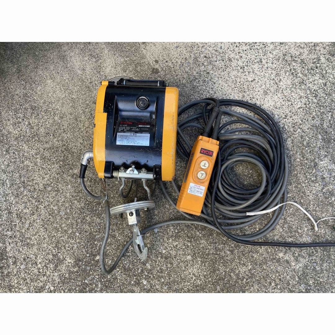 品 RYOBI 小型ウインチ WI-61C 最大荷重60kg 揚程30m 品 RYOBI 小型ウインチ WI-61C 最大荷重60kg 揚程30m