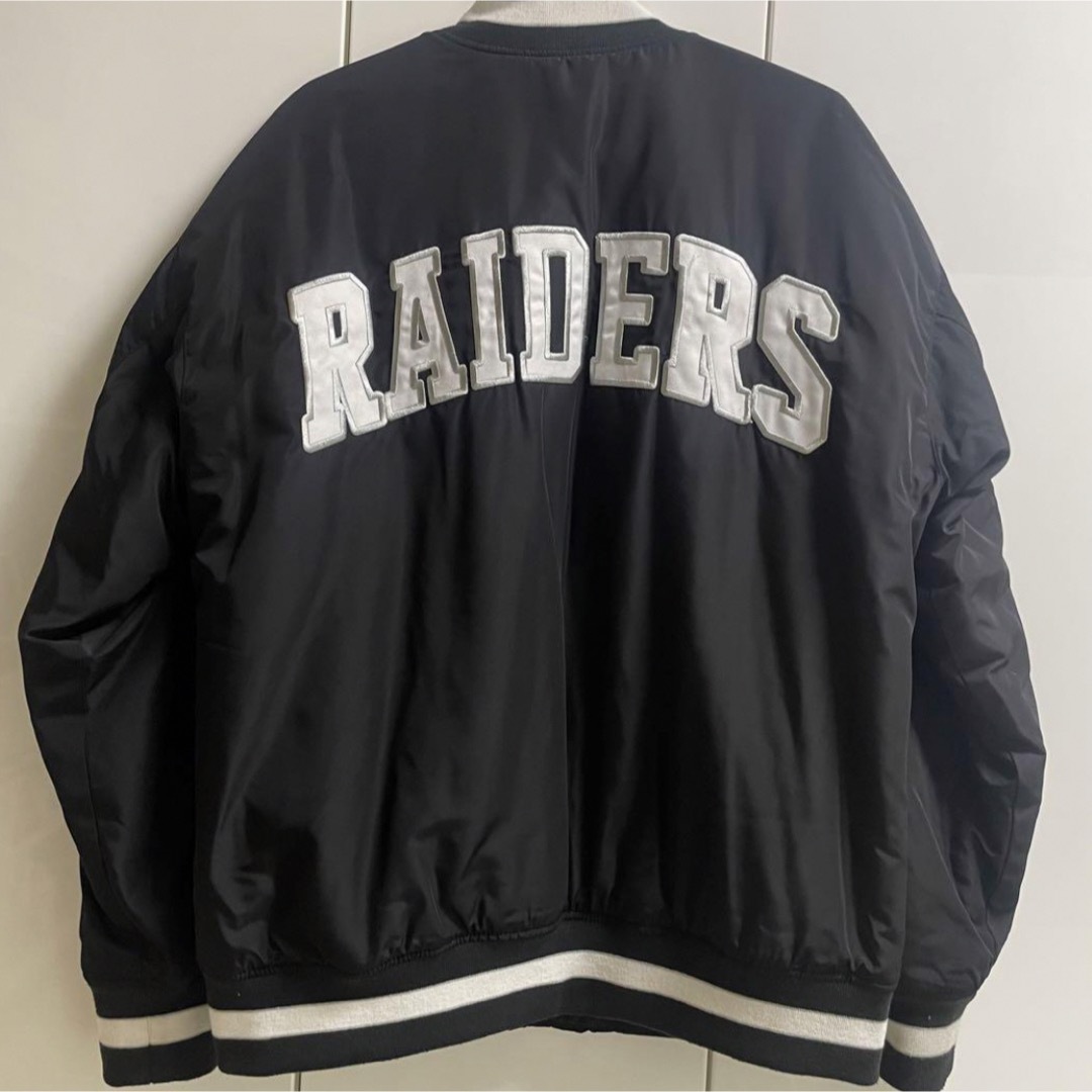 GU(ジーユー)のコラボ RAIDERS x GU レイダース スタジャン NFL アメフト メンズのジャケット/アウター(スタジャン)の商品写真
