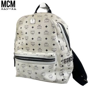 エムシーエム(MCM)の✨良品　MCM エムシーエム　リュック　バックパック　ヴィセトス柄  スタッズ(リュック/バックパック)