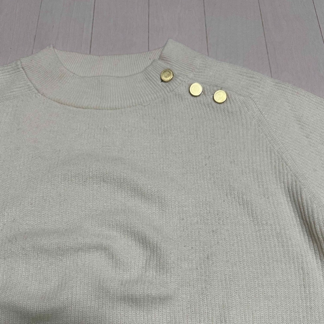 Stola.(ストラ)の金ボタンニット レディースのトップス(ニット/セーター)の商品写真