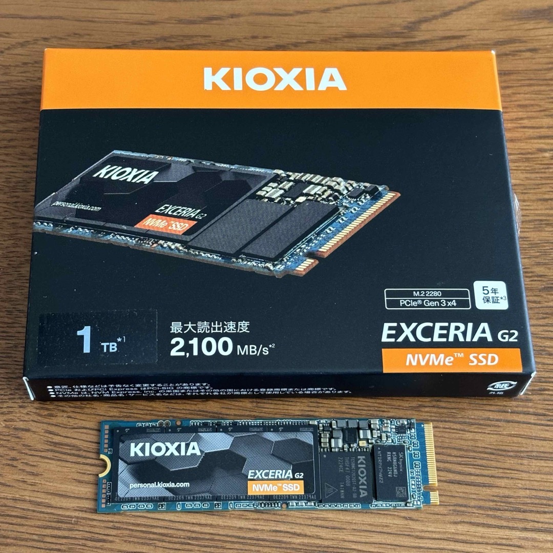 キオクシア EXCERIA G2 NVMe SSD 1TB スマホ/家電/カメラのPC/タブレット(PCパーツ)の商品写真