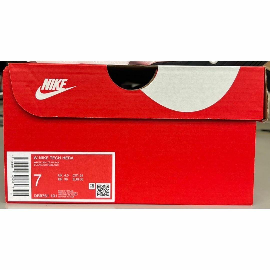 NIKE(ナイキ)の新品 ナイキ レディース テック ヘラ ホワイト ブラック 24.0cm レディースの靴/シューズ(スニーカー)の商品写真