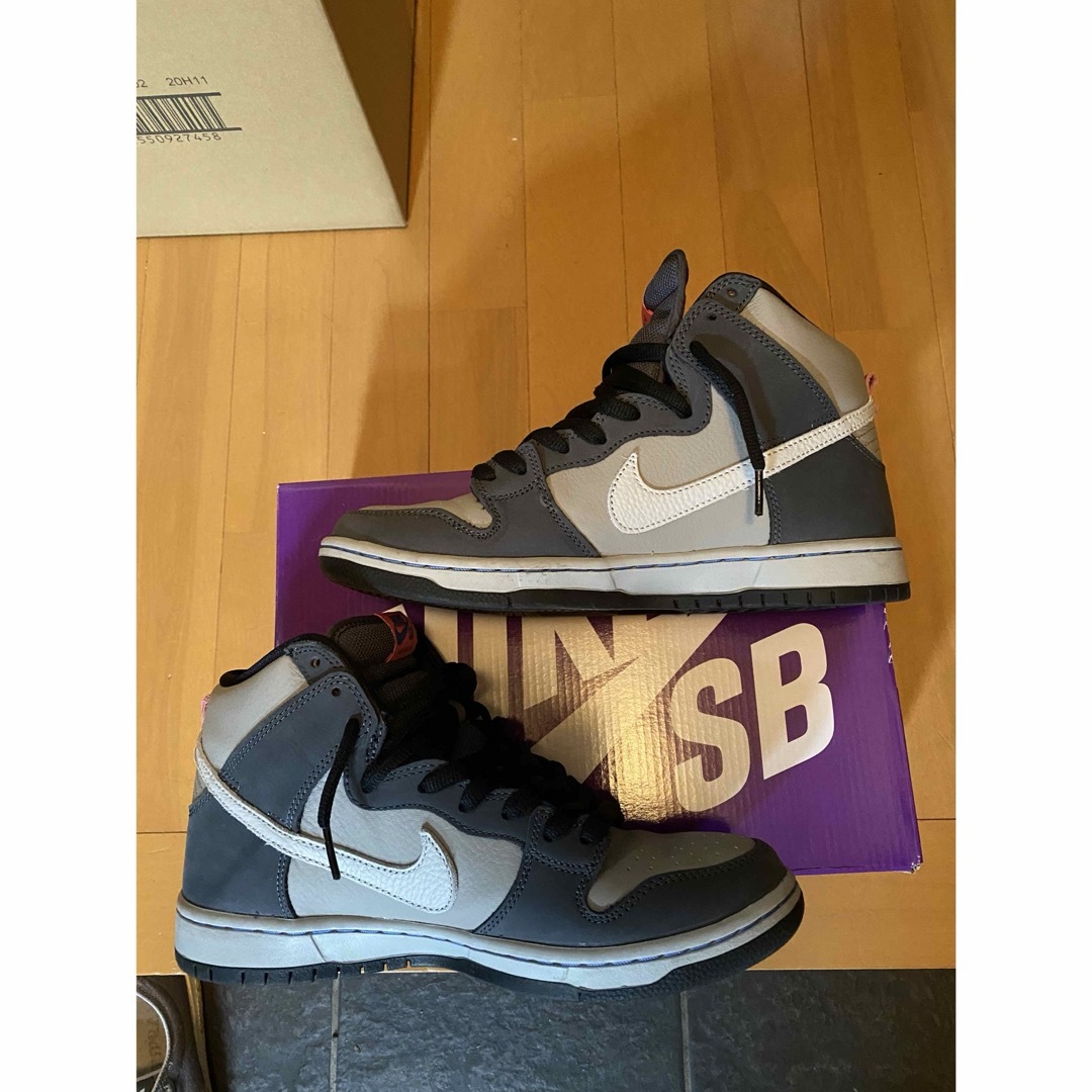 NIKE(ナイキ)のNike SB Dunk High Pro "Medium Grey" メンズの靴/シューズ(スニーカー)の商品写真