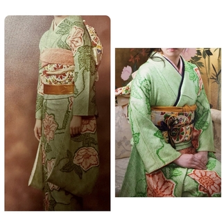 総刺繍のシルバーカラー帯と総絞り着物　朱色の花にグリーン　帯揚げ帯締め4点セット(振袖)