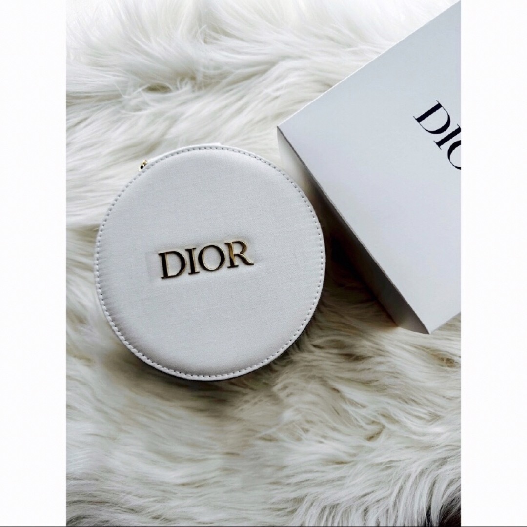 Christian Dior(クリスチャンディオール)のDior ディオール　コスメ　ノベルティ　ポーチ　丸型バニティ レディースのファッション小物(ポーチ)の商品写真
