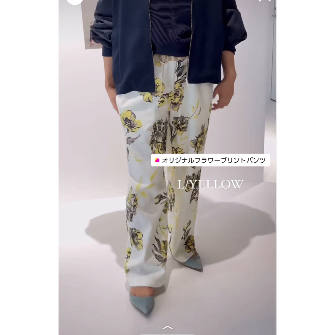 新品　シニヨンchignonの花柄パンツ レディースのパンツ(カジュアルパンツ)の商品写真