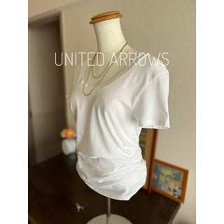 ユナイテッドアローズ(UNITED ARROWS)のユナイテッドアローズ　白Tシャツ　スリム　XS〜S(Tシャツ(半袖/袖なし))