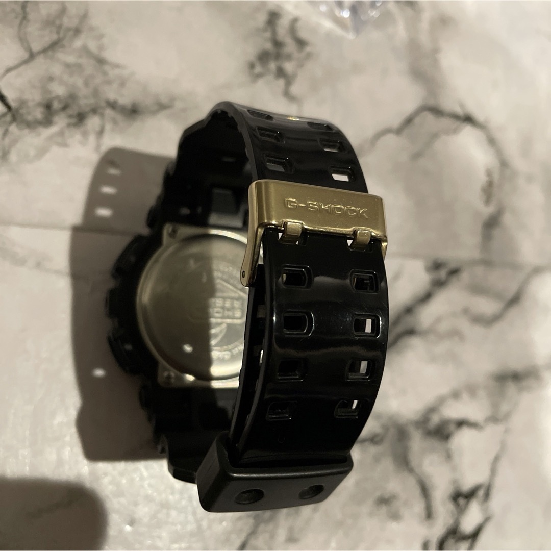 G-SHOCK(ジーショック)のCASIO G-SHOCK GA-110GB-1A BLACK×GOLD メンズの時計(腕時計(デジタル))の商品写真