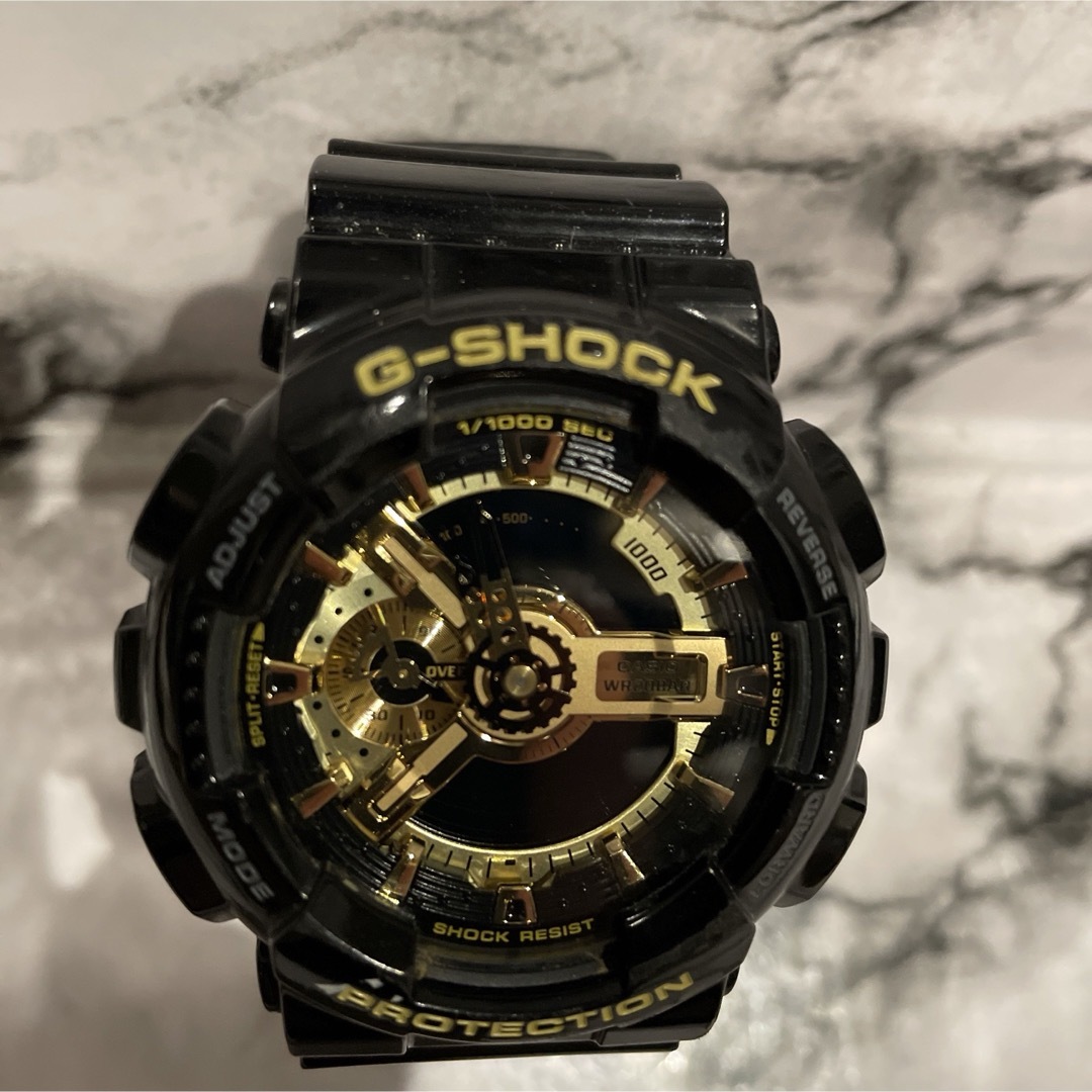 G-SHOCK(ジーショック)のCASIO G-SHOCK GA-110GB-1A BLACK×GOLD メンズの時計(腕時計(デジタル))の商品写真