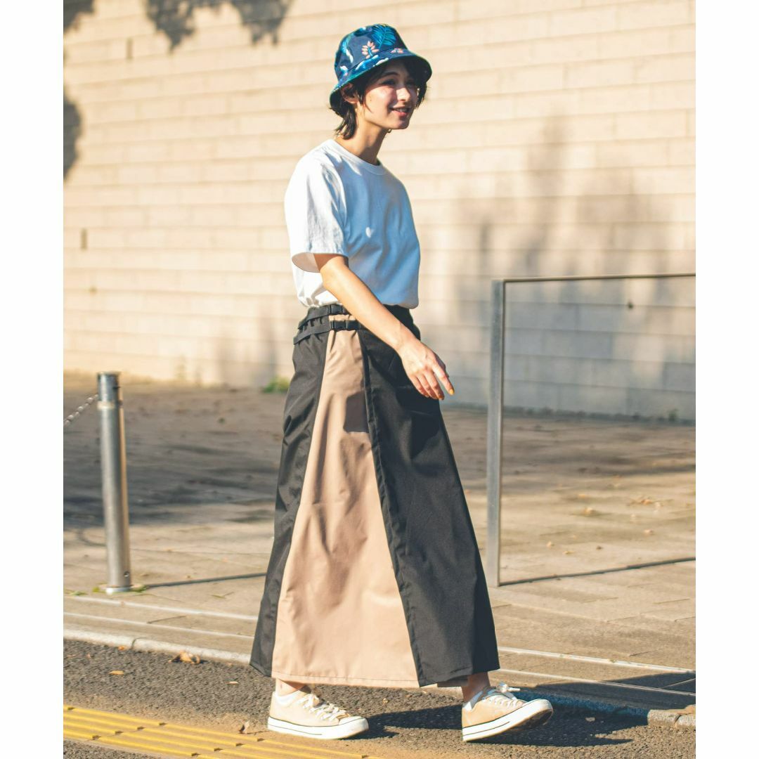 【色: カーキ】キウ(Kiu) ウォータープルーフ ラップスカート RAIN S レディースのファッション小物(その他)の商品写真