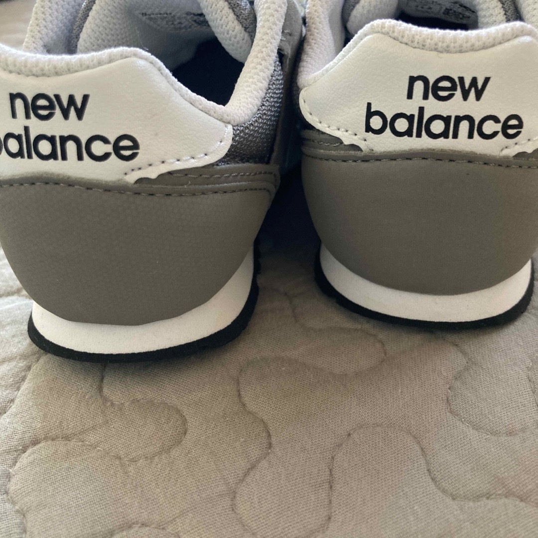 New Balance(ニューバランス)のニューバランス　キッズ　　373 14.5 新品 キッズ/ベビー/マタニティのベビー靴/シューズ(~14cm)(スニーカー)の商品写真