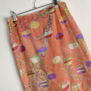 エトロ(ETRO)の【エトロ　スカート　ラメ感　イタリア製　シルク混　ピンク　古着】(ひざ丈スカート)