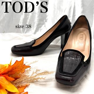 トッズ(TOD'S)の【極美品】トッズ　型押し　パンプス　スクエアトゥー　ドライビング(ハイヒール/パンプス)