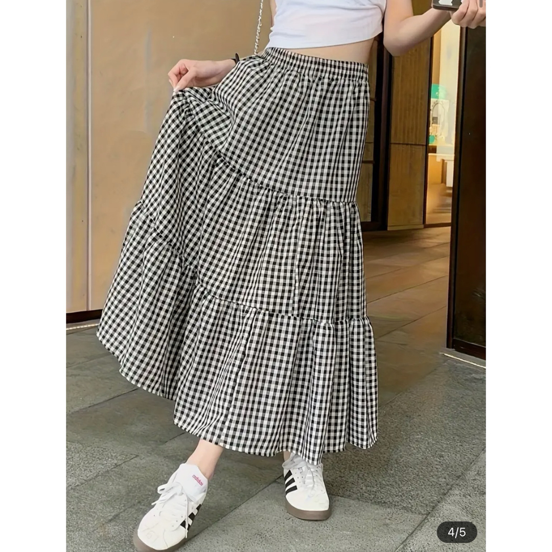 dholic(ディーホリック)のチェック ロングフレアスカート 韓国ファッション NAUNAU レディースのスカート(ロングスカート)の商品写真