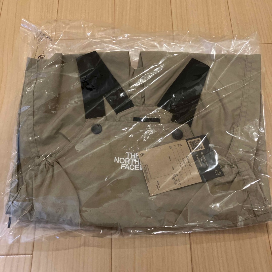 THE NORTH FACE(ザノースフェイス)のフィールドビブ（ベビー） B Field Bib  商品型番 NBB82337 キッズ/ベビー/マタニティのベビー服(~85cm)(カバーオール)の商品写真