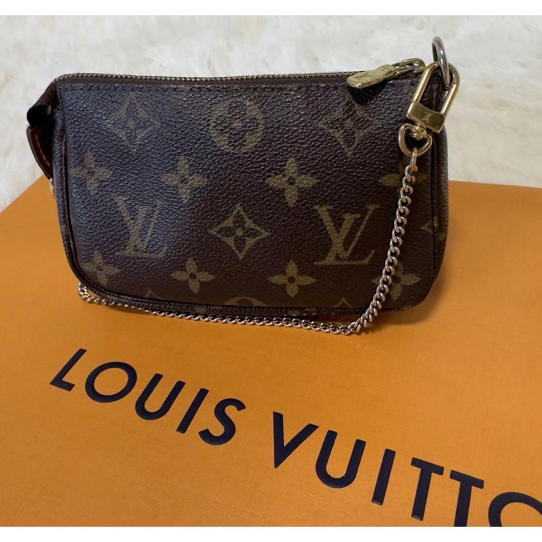 LOUIS VUITTON(ルイヴィトン)のルイヴィトン　アクセサリーポーチ  アクセソワール モノグラム レディースのファッション小物(ポーチ)の商品写真