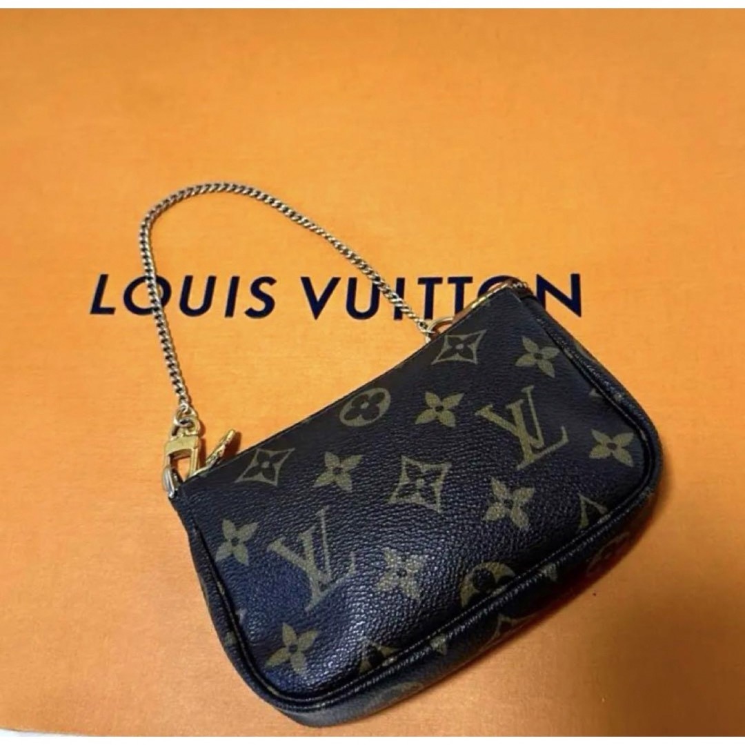 LOUIS VUITTON(ルイヴィトン)のルイヴィトン　アクセサリーポーチ  アクセソワール モノグラム レディースのファッション小物(ポーチ)の商品写真