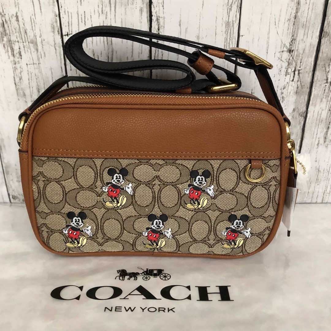 COACH(コーチ)の新品未使用 Disney X Coachレディース　ミッキー ショルダーバッグ レディースのバッグ(ショルダーバッグ)の商品写真