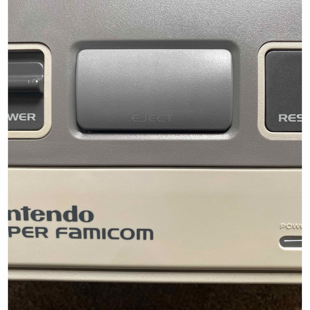 スーパーファミコン(スーパーファミコン)の後期型 スーパーファミコン本体 SHVC-001  Nintendo エンタメ/ホビーのゲームソフト/ゲーム機本体(家庭用ゲーム機本体)の商品写真