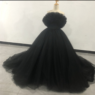 ウエディングドレス　ブラックドレス