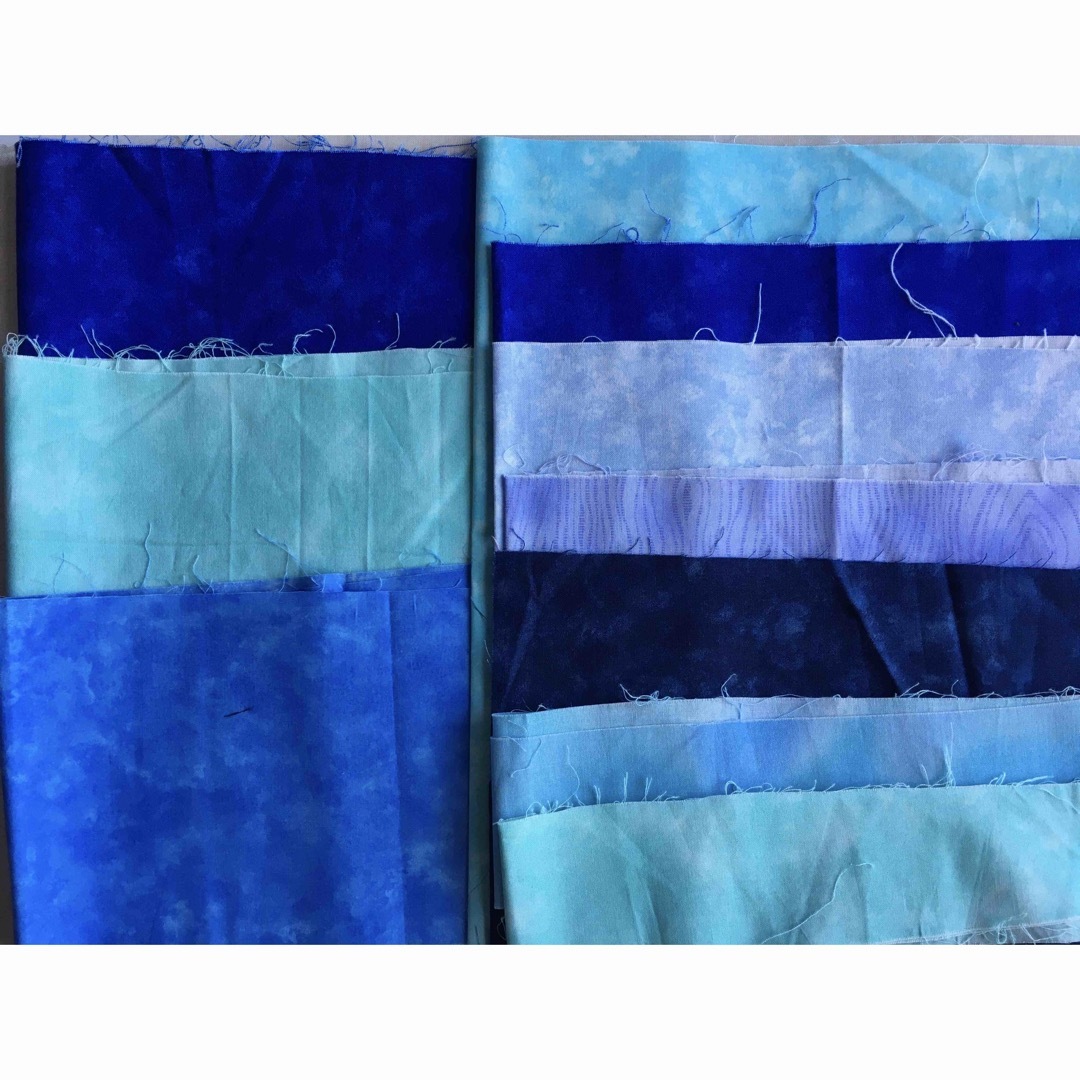 パッチワーク用生地　ブルー系　ハギレ ハンドメイドの素材/材料(生地/糸)の商品写真