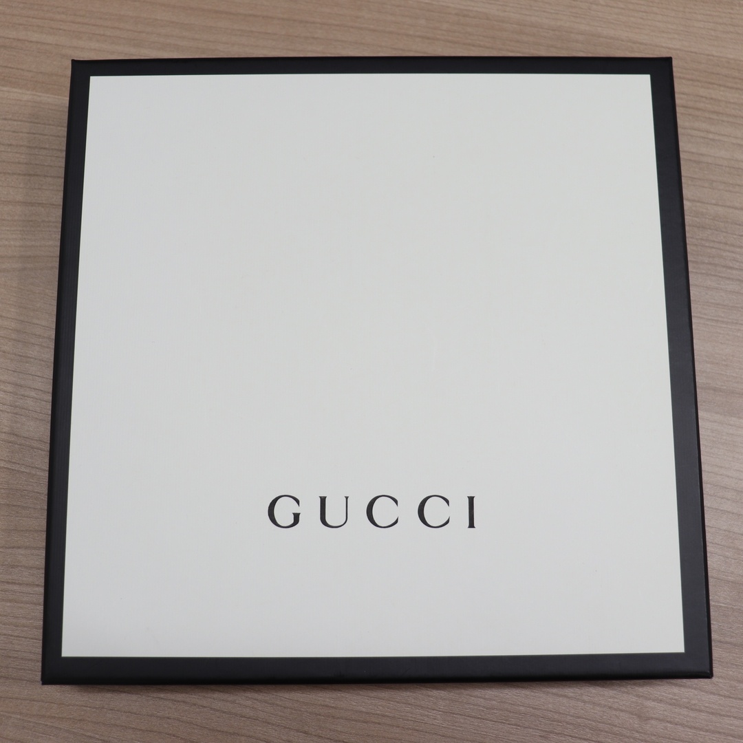 Gucci(グッチ)のIT9TOWL622SO グッチ Tシャツ 493117 GGロゴ プリント シェリーライン 半袖 赤 レッド クルーネック メンズ サイズ M メンズのトップス(Tシャツ/カットソー(半袖/袖なし))の商品写真