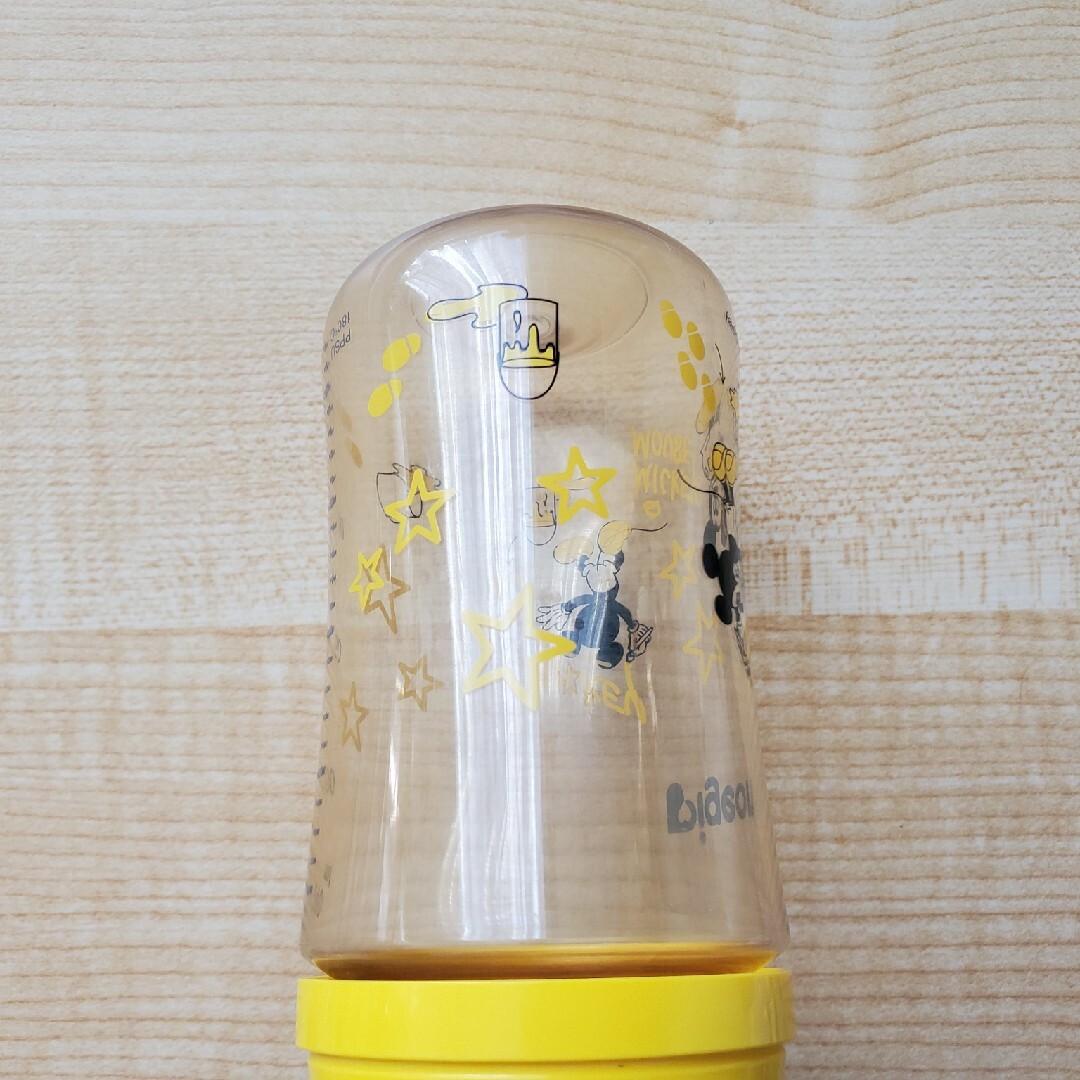 Pigeon(ピジョン)のピジョン 母乳実感 哺乳瓶 240 ml プラスチック 2本 キッズ/ベビー/マタニティの授乳/お食事用品(哺乳ビン)の商品写真