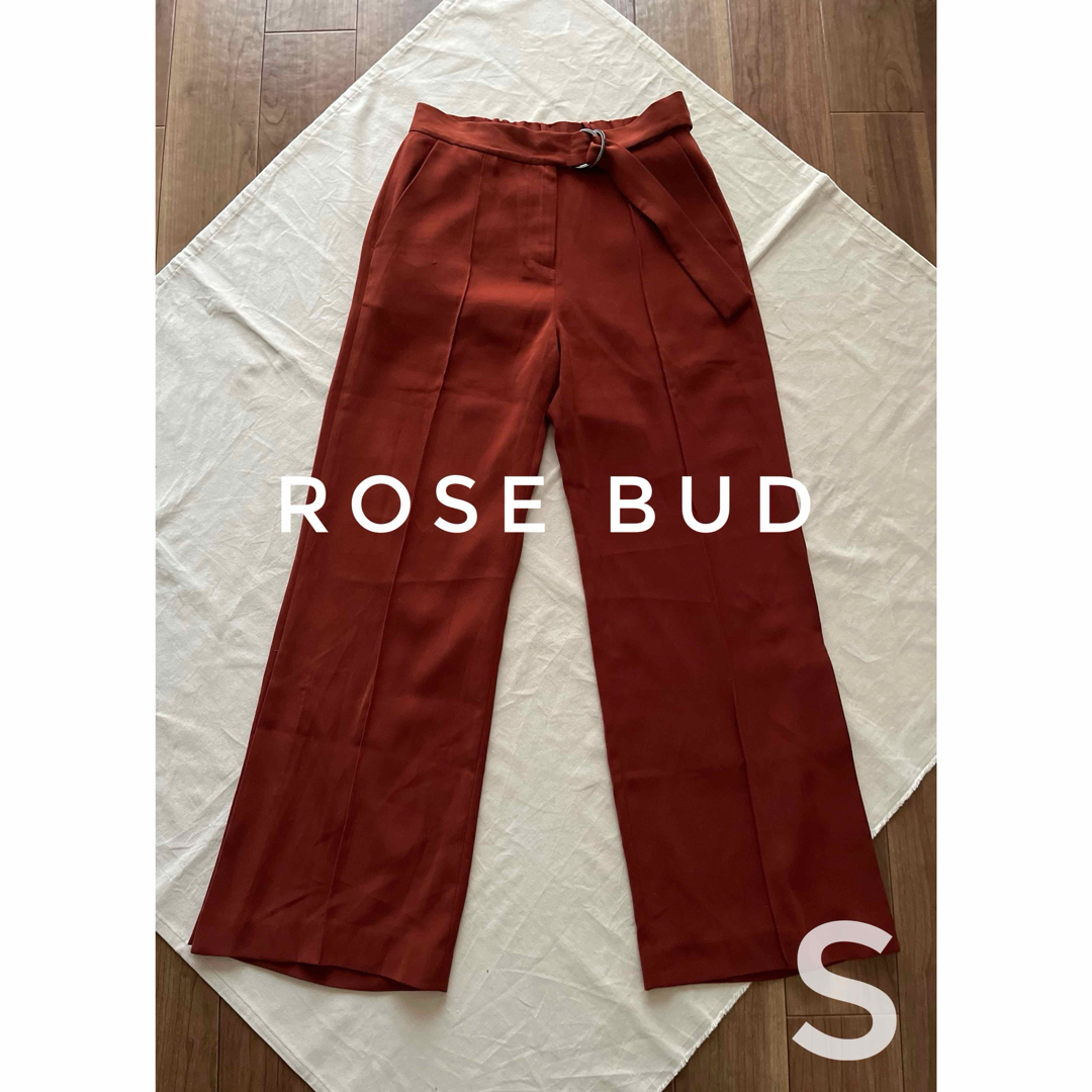 ROSE BUD(ローズバッド)のROSE BUD ローズバッド　両脇スリット入りワイドパンツ　赤茶色　S レディースのパンツ(カジュアルパンツ)の商品写真
