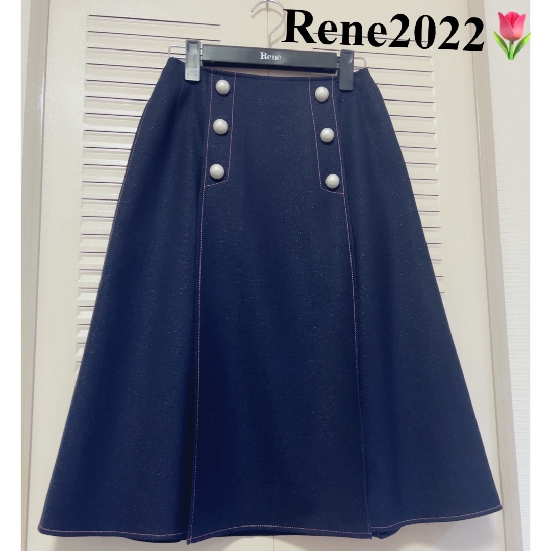 René(ルネ)のRene【美品】2022年　希少パールボタン✨ピンクステッチスカート34ネイビー レディースのスカート(ひざ丈スカート)の商品写真