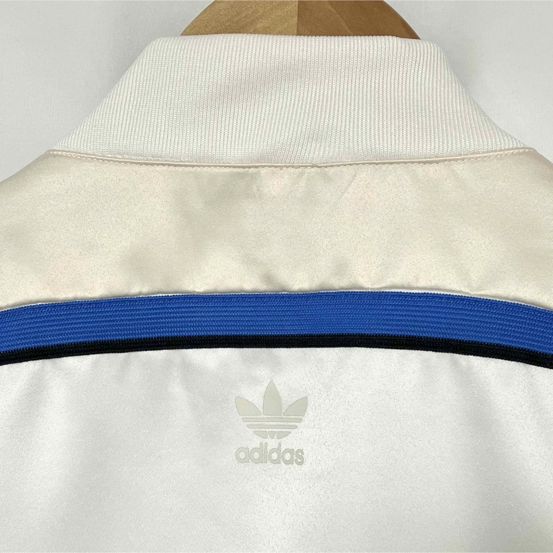 adidas(アディダス)のadidas IMITATION BIG JACKET レディース M レディースのジャケット/アウター(ブルゾン)の商品写真